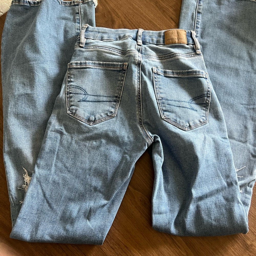 American Eagle Outfitters Light Blue Relaxed Jeans